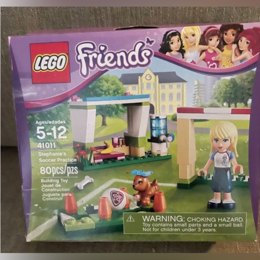 Lego Friends Stephanie’s Soccer Practice COMPLETE SET w/ manual and box!!!